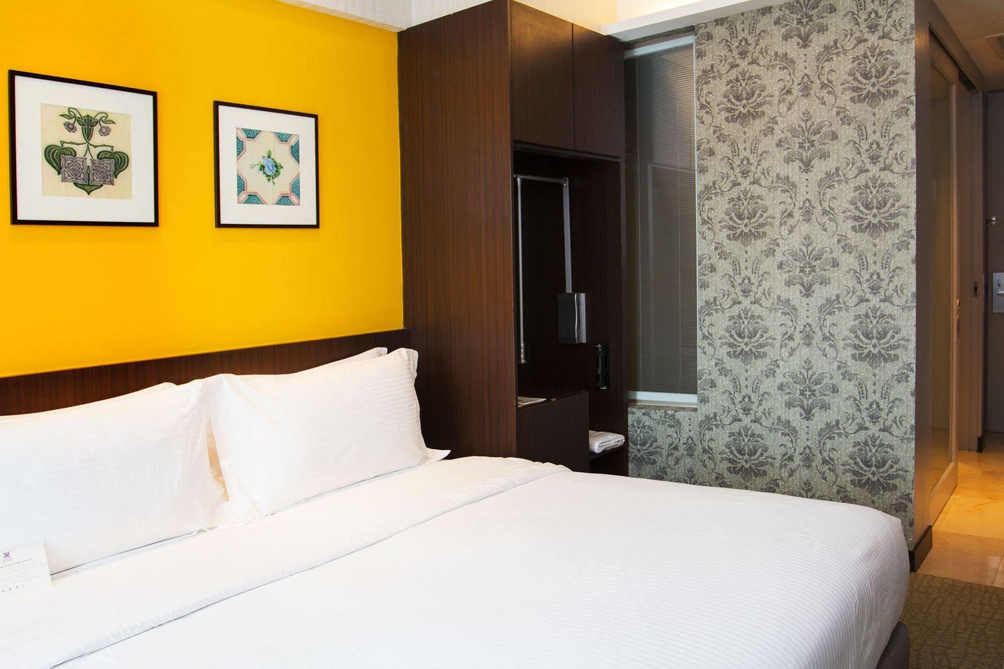 Estadia Hotel Malacca Exterior photo